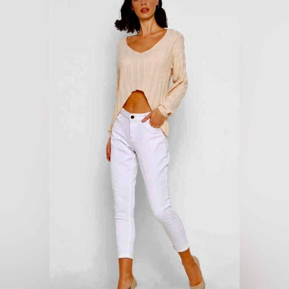 Cream crop top sweater cropped knit forever21 oatmeal EUC flattering sexy small‍